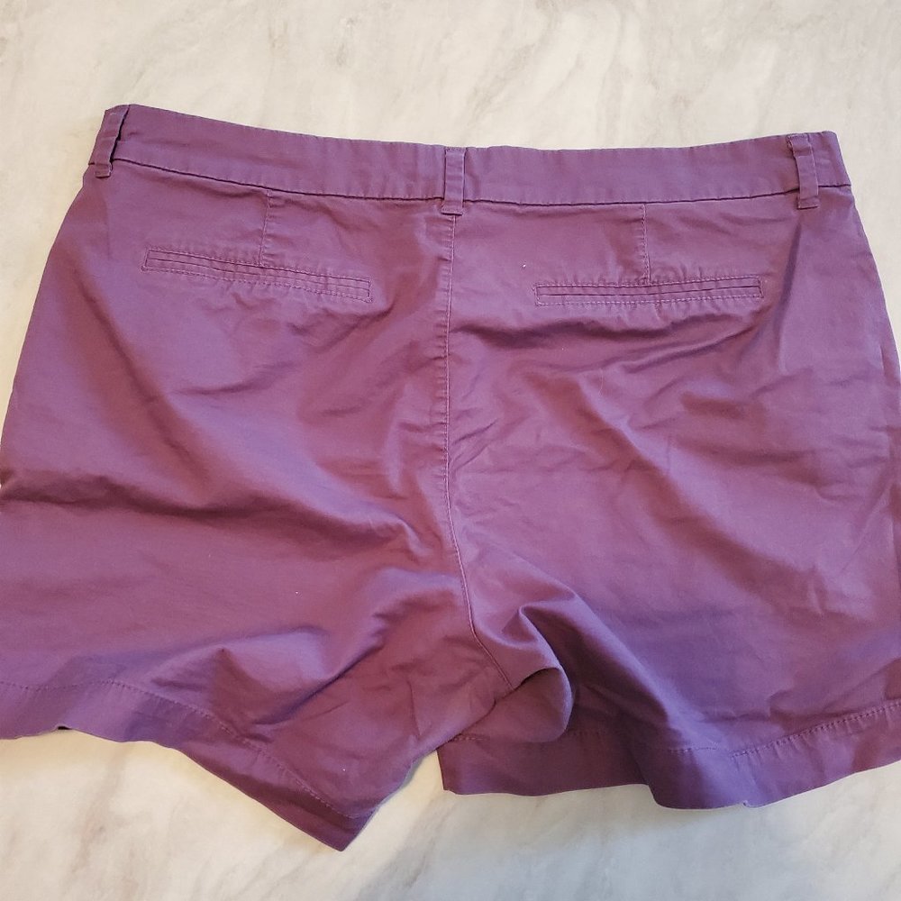 Old Navy Everyday Short